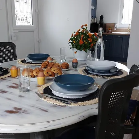 Holiday home La Coccinelle, Votre Oasis Entre Paris-disney *